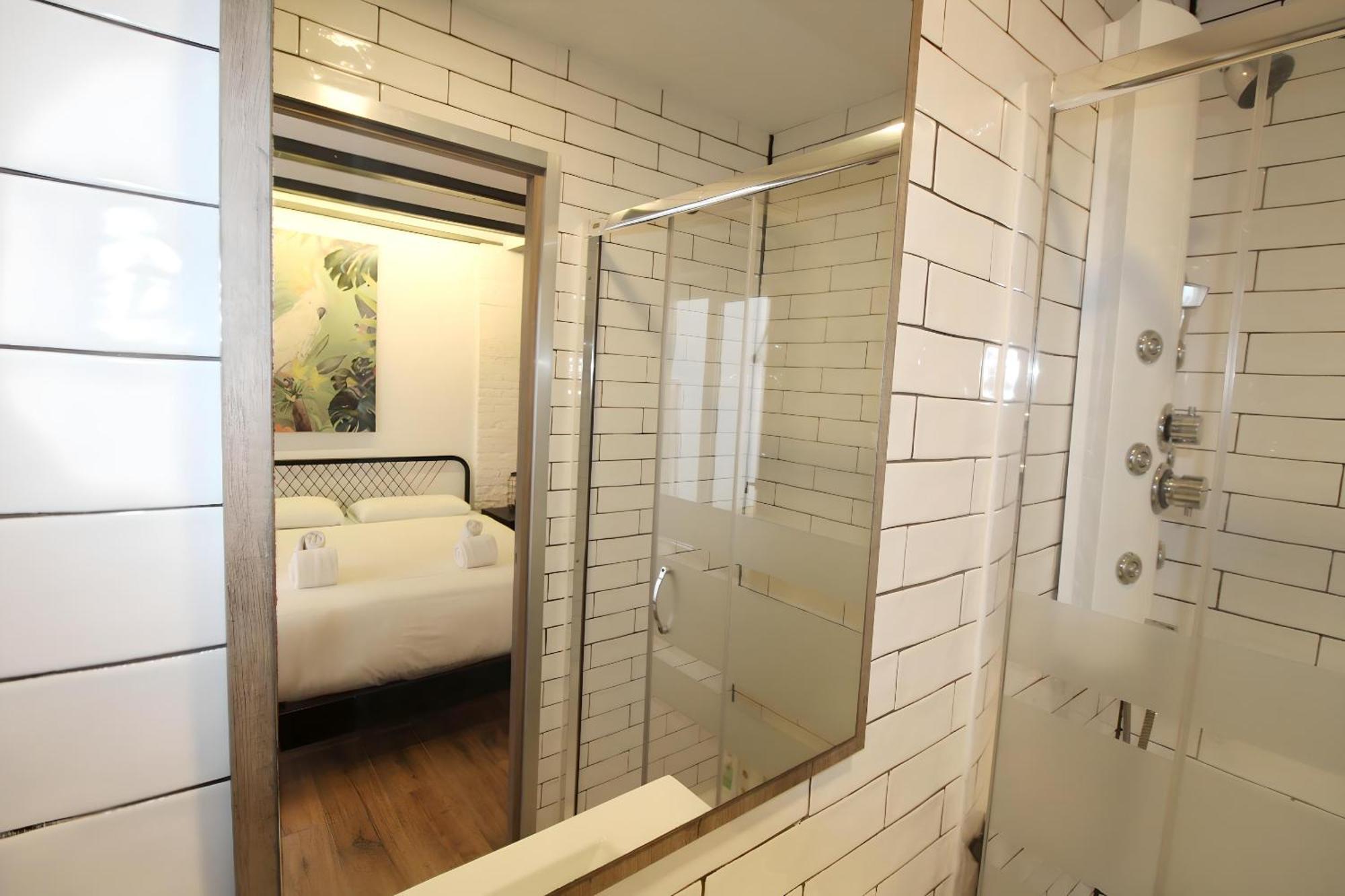 Increible Apartamento Con Terraza Al Lado De Torres De Quart Walencja Zewnętrze zdjęcie