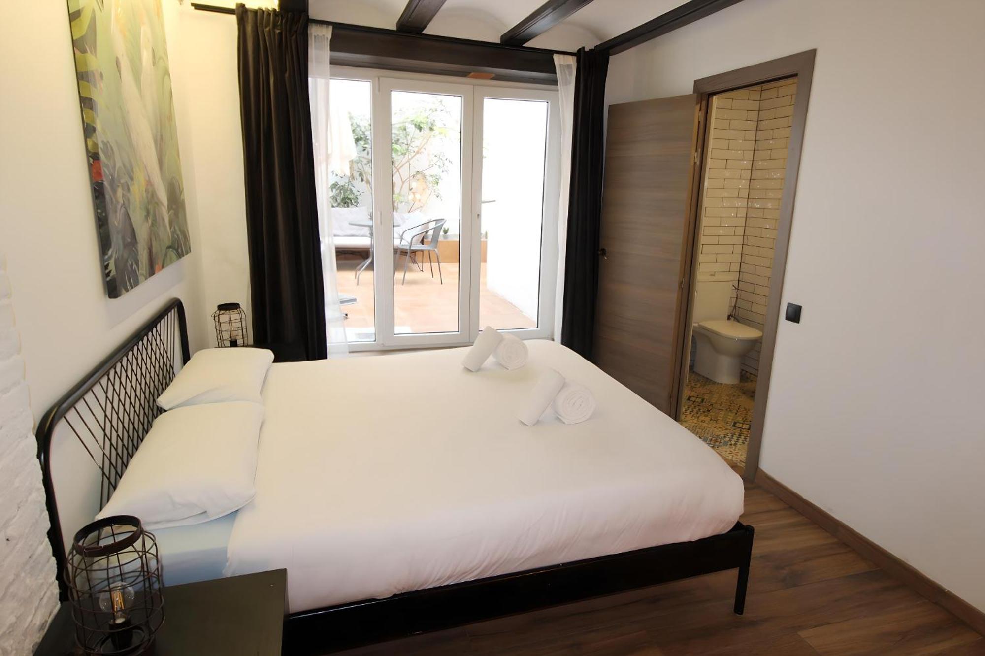Increible Apartamento Con Terraza Al Lado De Torres De Quart Walencja Zewnętrze zdjęcie